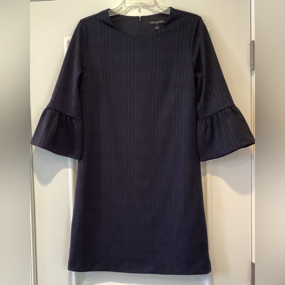Banana Republic Blue and Black Plaid Dress Size Small 3/4 Bell Sleeves